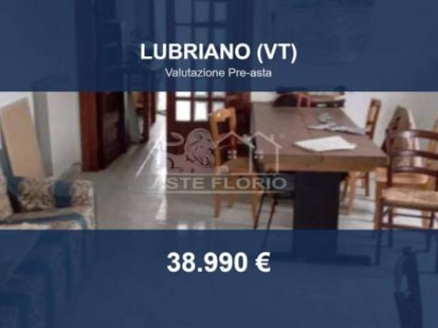 Capannone in vendita a Lubriano, Lazio
