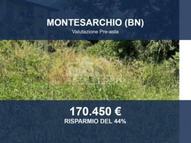 Terreno in vendita a Montesarchio, Campania