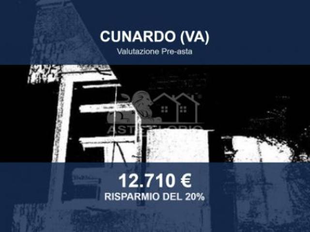 Terreno in vendita a Cunardo, Varese