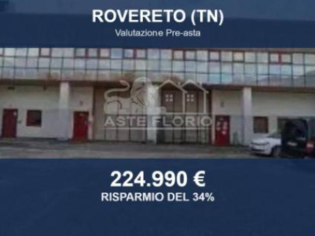 Capannone in vendita a Comunità della Vallagarina, Borgo Sacco