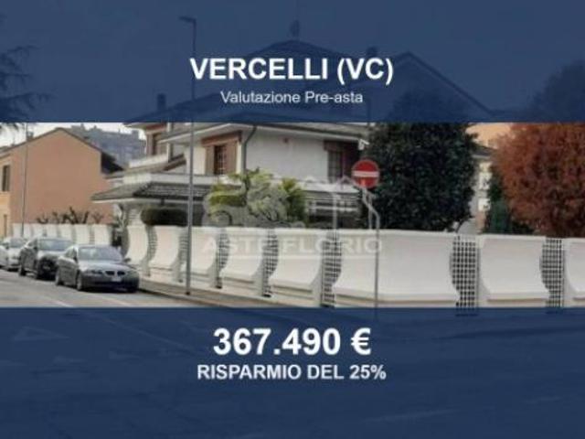 Villa Indipendente in vendita a Porta Casale, Piemonte