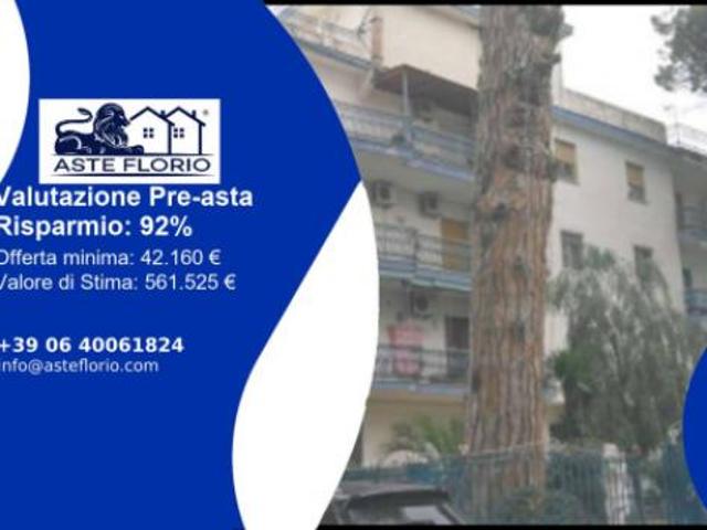 Appartamento in vendita a Municipalità 6, Campania