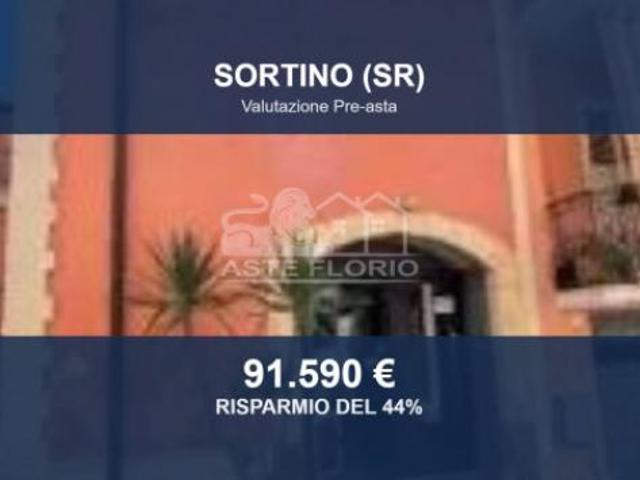 Capannone in vendita a Sortino, Siracusa