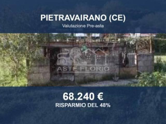 Capannone in vendita a Pietravairano, Caserta