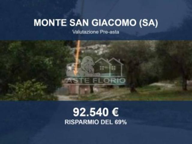 Capannone in vendita a Monte San Giacomo, Campania