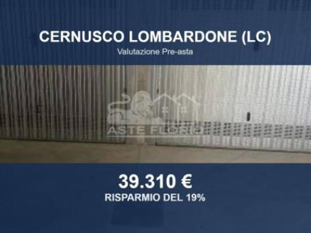 Box in vendita a Cernusco Lombardone, Lombardia