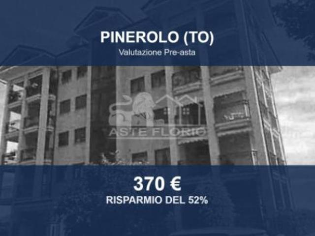 Capannone in vendita a Pinerolo, Torino