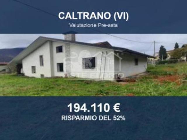 Villa Indipendente in vendita a Caltrano, Veneto