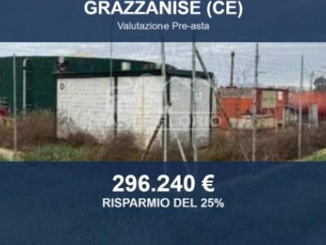 Capannone in vendita a Grazzanise, Campania