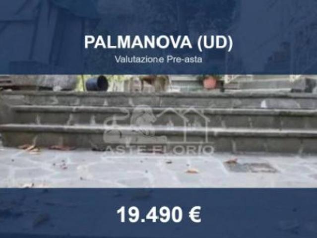 Locale Commerciale in vendita a Palmanova, Friuli-Venezia Giulia