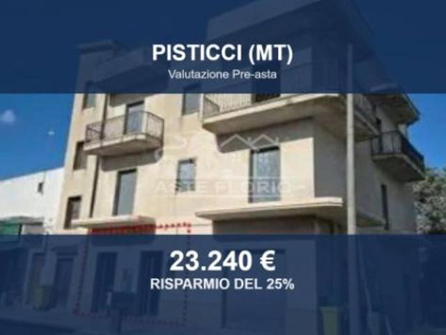Locale Commerciale in vendita a Pisticci, Basilicata