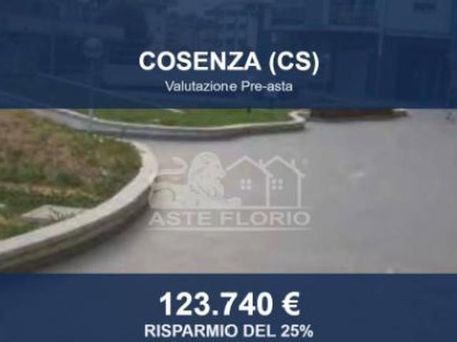 Box in vendita a Calabria, Cosenza