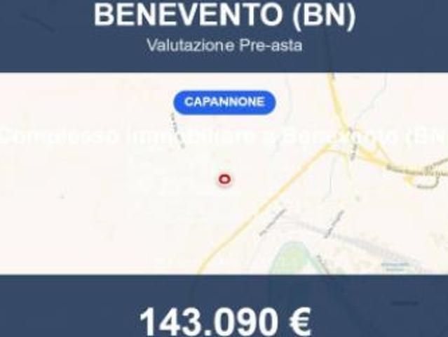 Capannone in vendita a Benevento, Campania