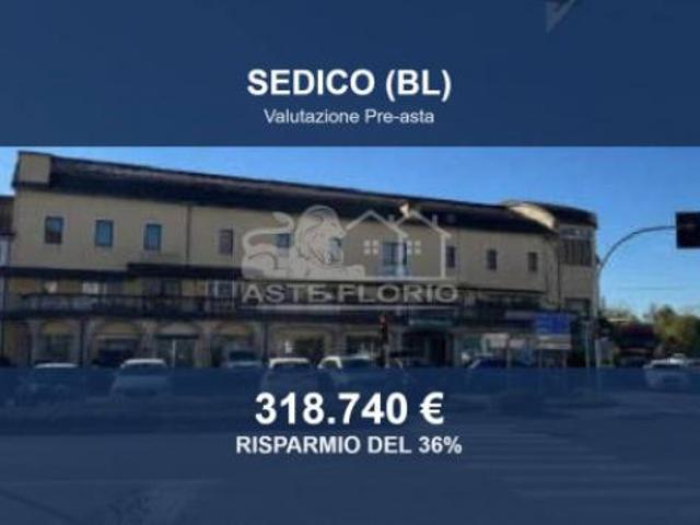 Locale Commerciale in vendita a Sedico, Veneto