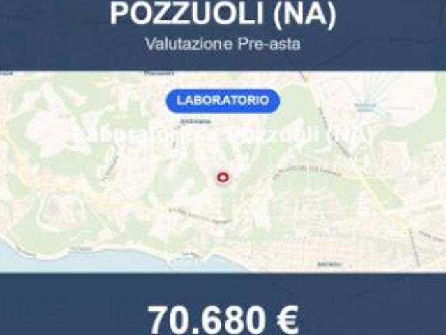Locale Commerciale in vendita a Antiniana, Pozzuoli