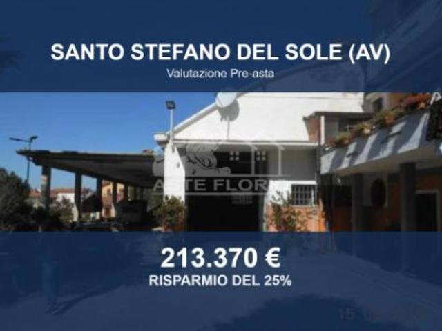Capannone in vendita a Santo Stefano Del Sole, Campania