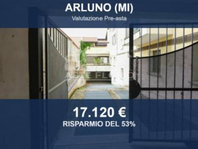 Box in vendita a Arluno, Lombardia