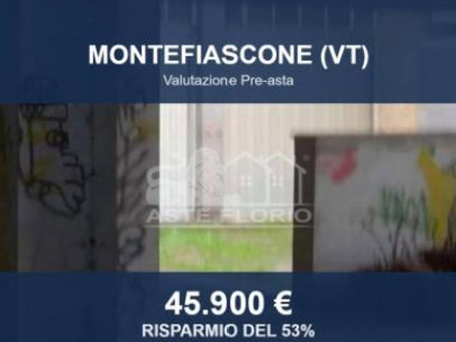 Box in vendita a Montefiascone, Lazio