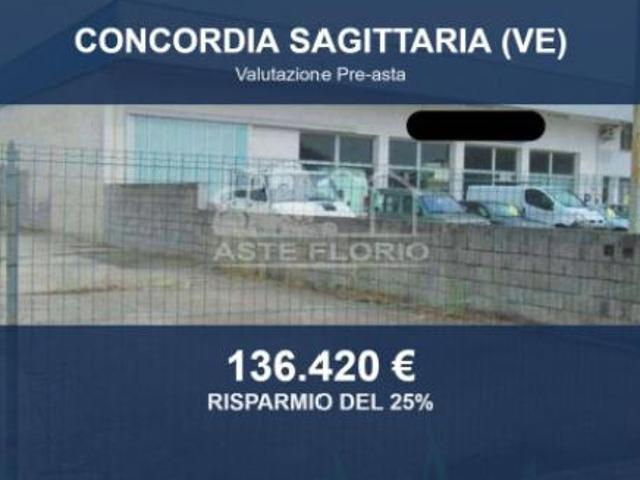 Capannone in vendita a Concordia Sagittaria, Veneto