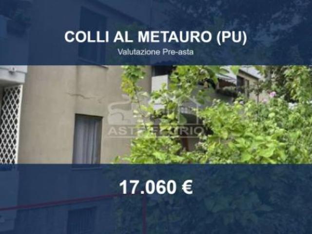 Locale Commerciale in vendita a Colli al Metauro, Marche