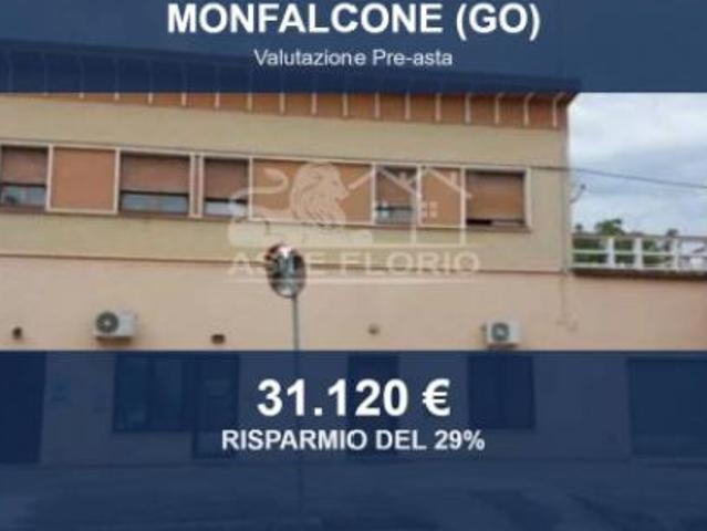 Capannone in vendita a Monfalcone, Friuli-Venezia Giulia