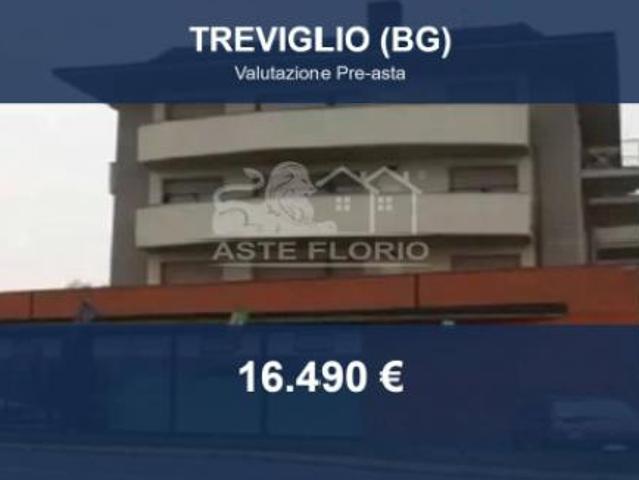 Capannone in vendita a Pezzoli, Treviglio