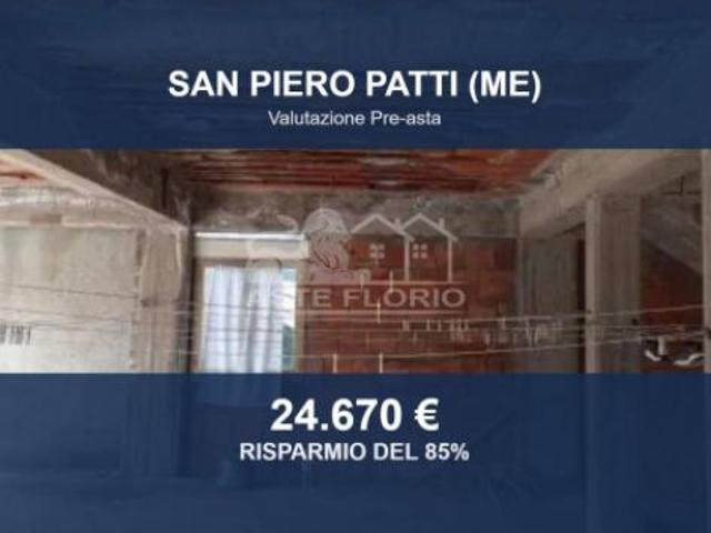 Locale Commerciale in vendita a San Piero Patti, Sicilia
