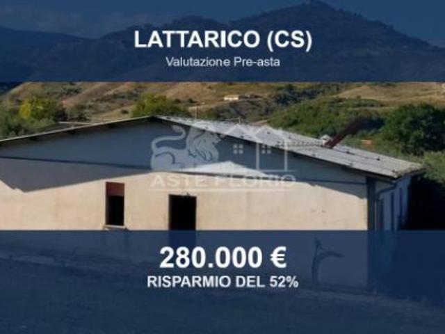 Capannone in vendita a Calabria, Cosenza