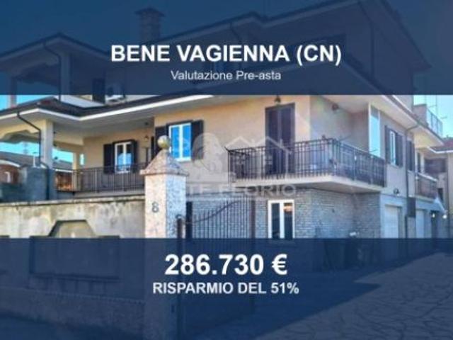 Villa Indipendente in vendita a Bene Vagienna, Cuneo
