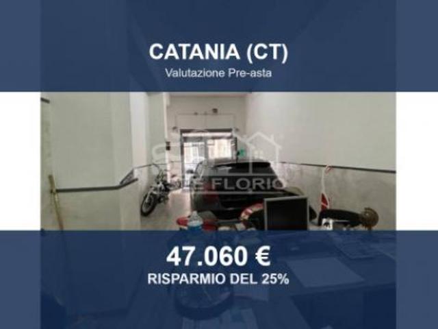 Locale Commerciale in vendita a Borgo-Sanzio, Catania