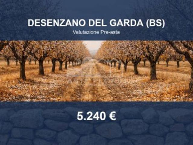 Terreno in vendita a Desenzano del Garda, Brescia