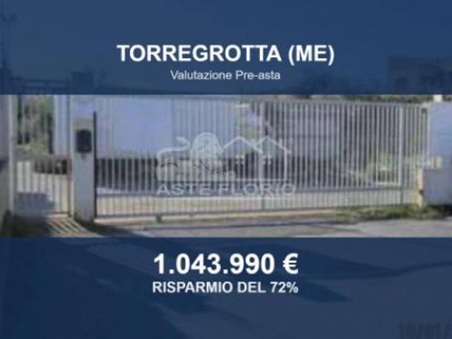 Capannone in vendita a Torregrotta, Sicilia