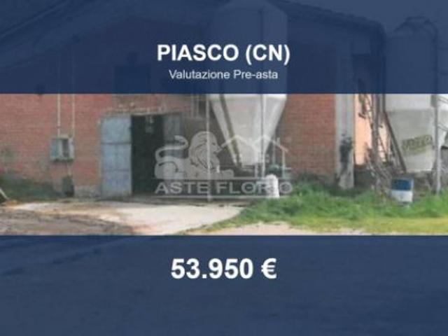 Capannone in vendita a Sant'Antonio (Piasco), Piasco
