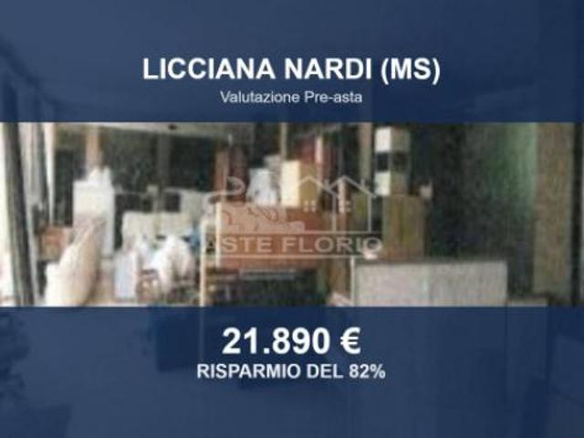 Capannone in vendita a Unione di comuni Montana Lunigiana, Licciana Nardi