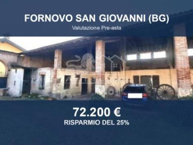 Capannone in vendita a Fornovo San Giovanni, Bergamo