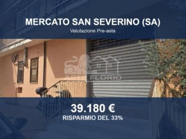 Locale Commerciale in vendita a Lombardi, Mercato San Severino