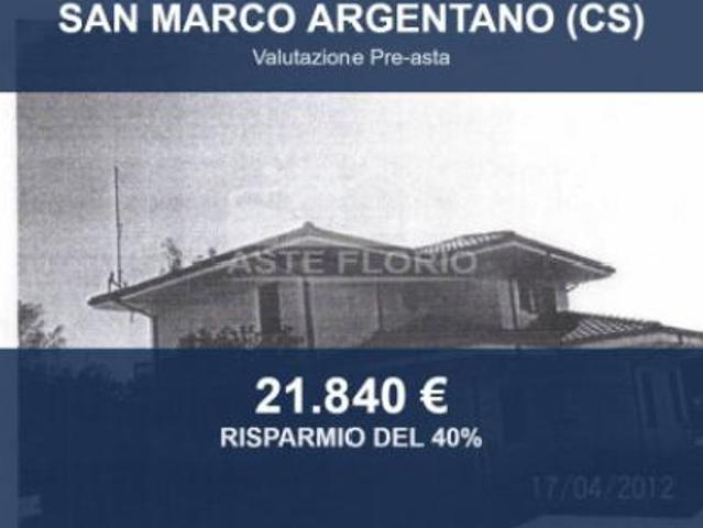 Locale Commerciale in vendita a Calabria, Cosenza