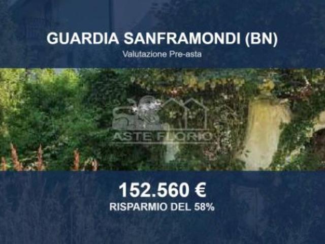 Villa Indipendente in vendita a Guardia Sanframondi, Benevento