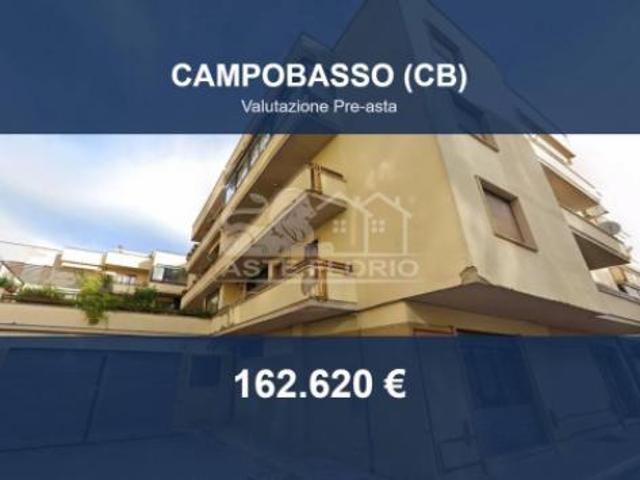 Capannone in vendita a Campobasso, Molise