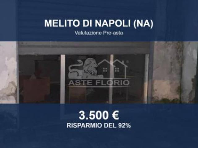 Locale Commerciale in vendita a Rione 219, Melito Di Napoli