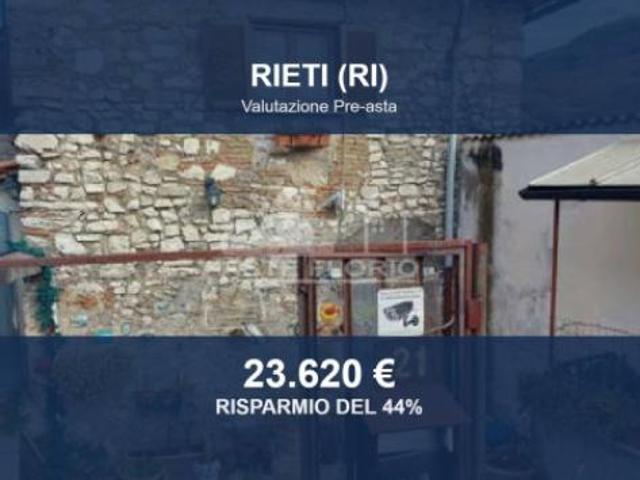 Villa Indipendente in vendita a Rieti, Lazio