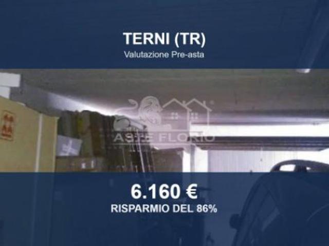 Box in vendita a Vocabolo Trevi, Terni