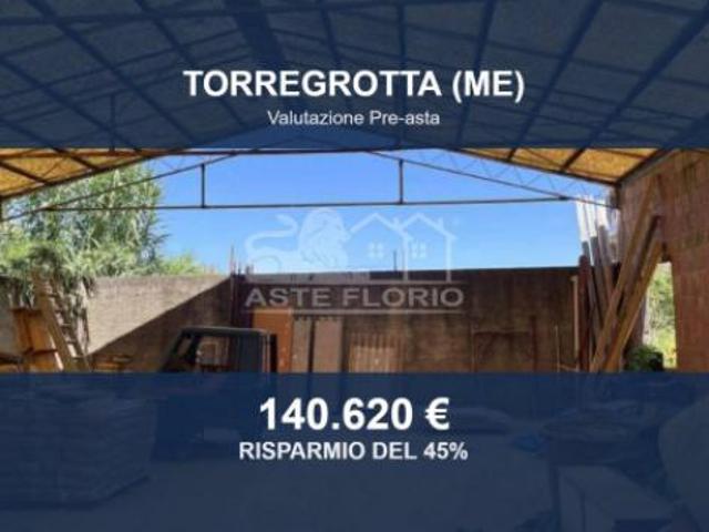 Capannone in vendita a Torregrotta, Sicilia
