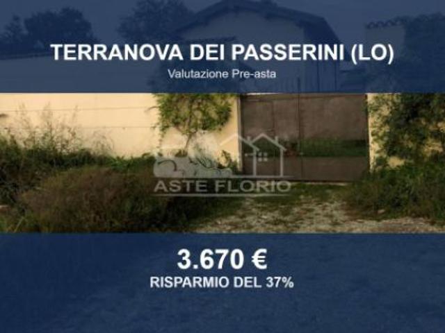 Terreno in vendita a Terranova Dei Passerini, Lombardia