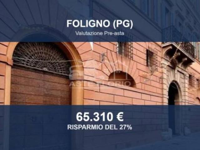 Ufficio in vendita a Foligno, Umbria