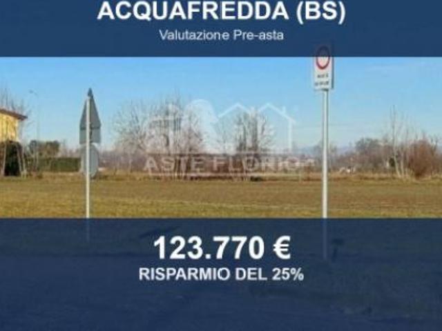 Terreno in vendita a Acquafredda, Lombardia