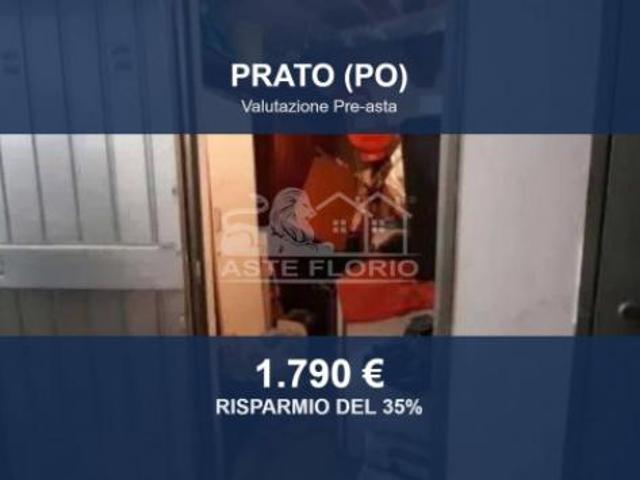 Capannone in vendita a Prato, Toscana