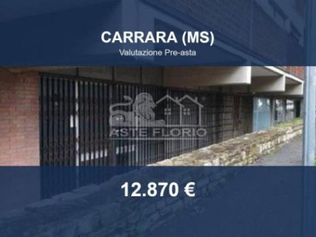 Capannone in vendita a Carrara, Massa-Carrara