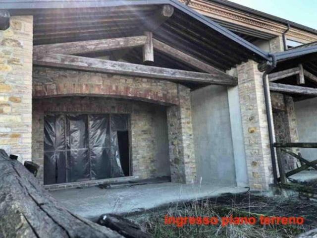 Villa Indipendente in vendita a Gazzola, Reggio Emilia