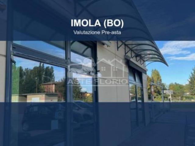 Ufficio in vendita a Nuovo Circondario Imolese, Imola